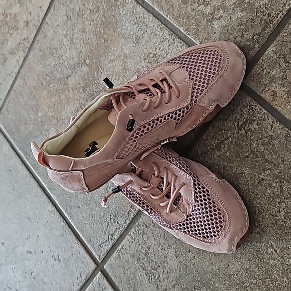 DBECK sneakers size 39 NWOT - Picture 6 of 10